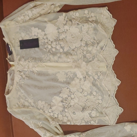 Shirt - Picture 2 of 4